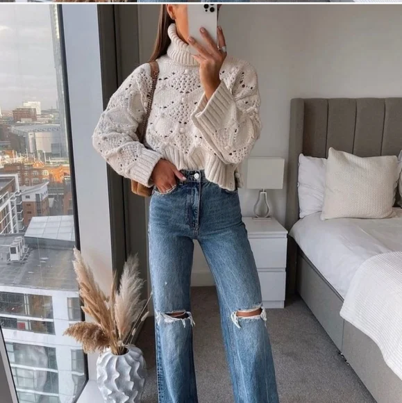 Zara * Cable Knit Sweater With Buttoned Cuffs - Picture 8 of 16